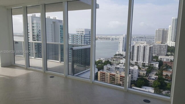 Photo - 600 NE 27th St Unit 2705