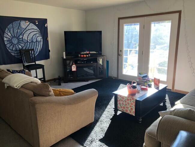 Photo - 1406 Chateau Royale Ct Unit C6