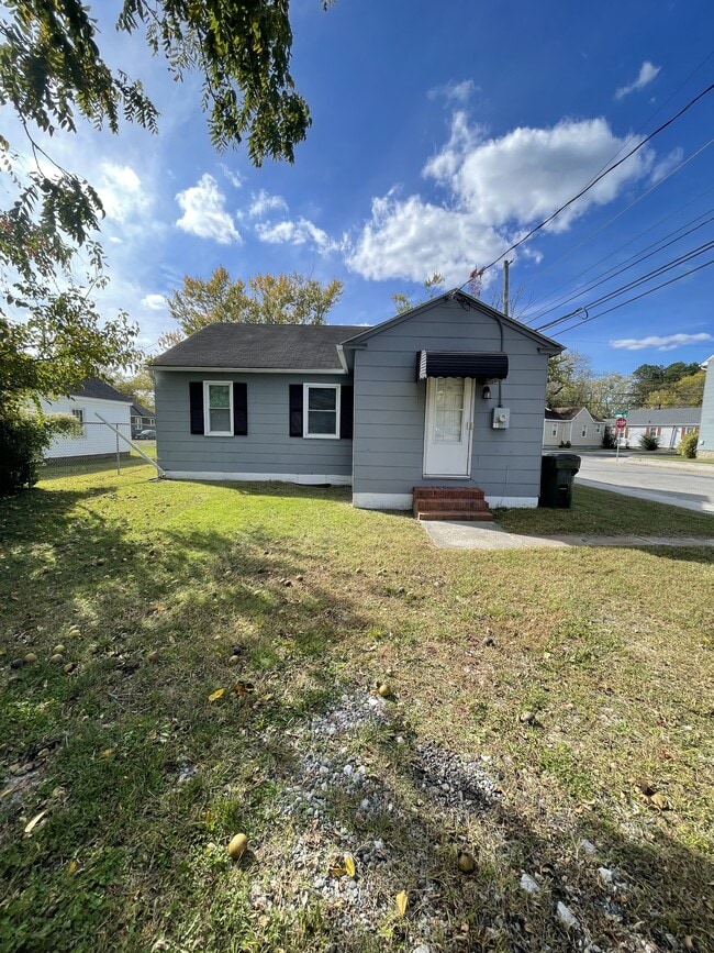 Photo - 515 Truitt St