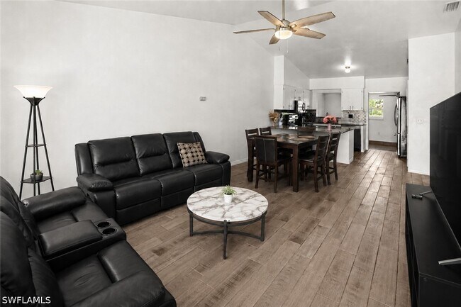 Photo - 17370 W Carnegie Cir