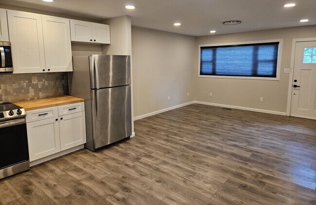 Photo - *Knoxville 37915 - 3 bedroom, 2 bath home - Contact Brad Croisdale (865) 805-9964