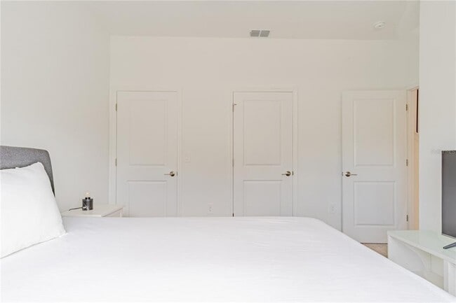 Photo - 2705 Scrapbook St