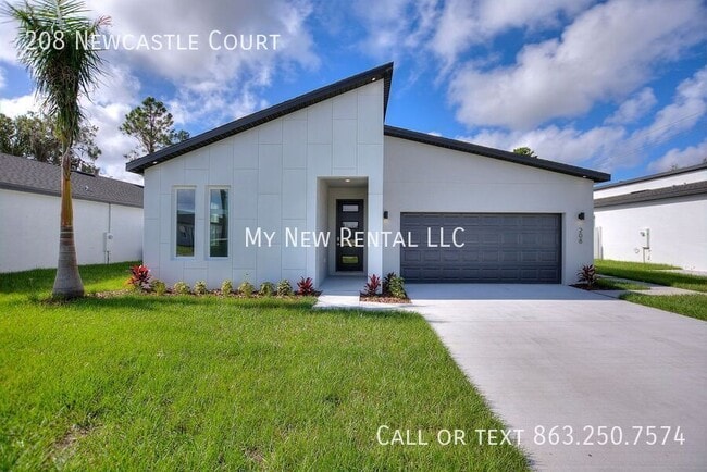 Photo - 208 Newcastle