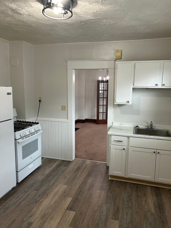 Photo - 315 Euclid Ave Unit 2