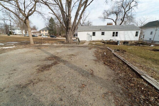 Photo - 2503 Iowa St Townhome