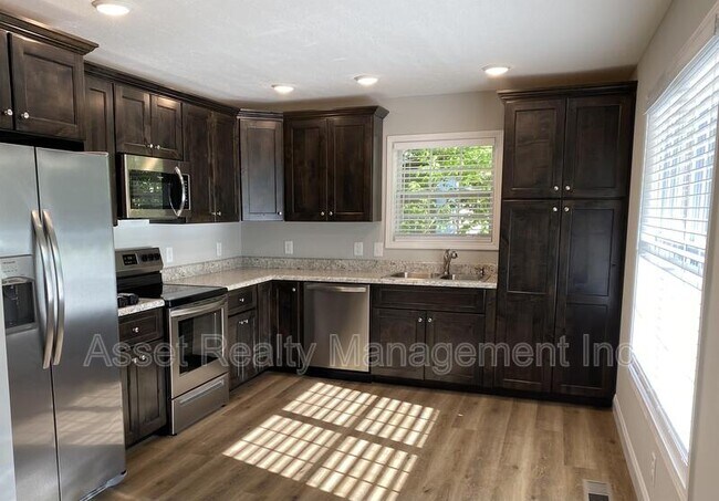 Photo - 252-254 Highland Ave