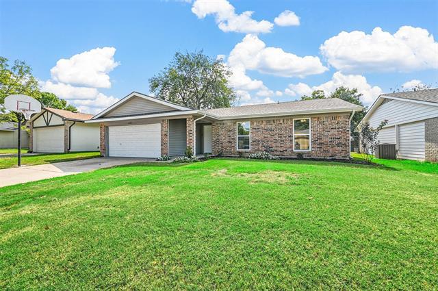 Photo - 618 Shadyglen Dr