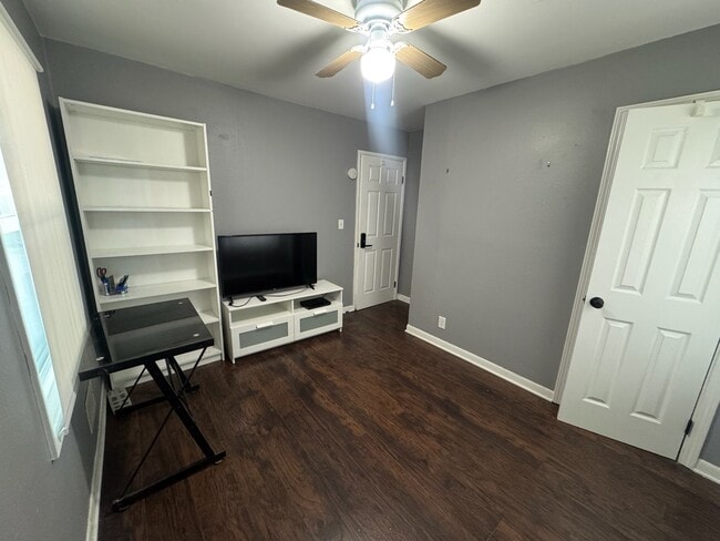 13808 12th St