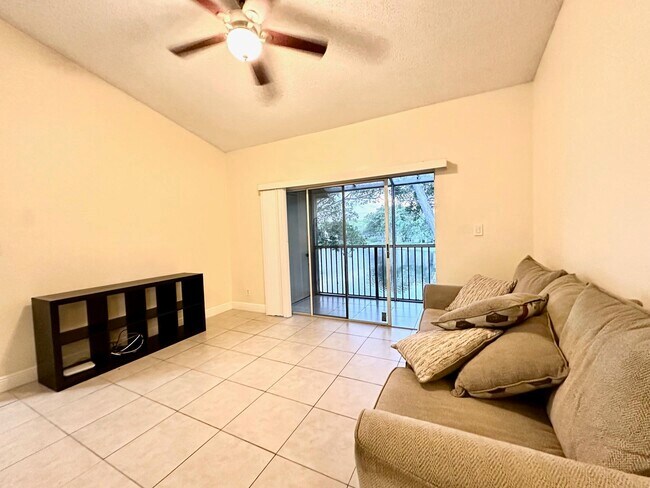 Photo - 660 Cypress Club Way Unit C