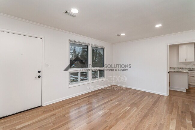 Photo - 2702 Nodyne Dr