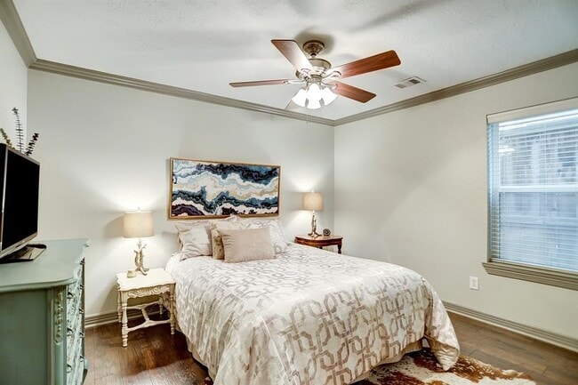 Building Photo - 5939 Kiam St