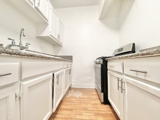 Photo - 2919 W 8th St Apartment Unit 207A