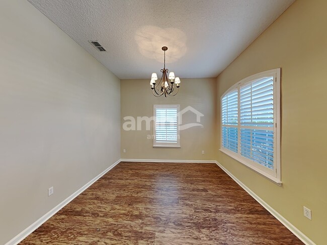 Photo - 86865 Riverwood Dr