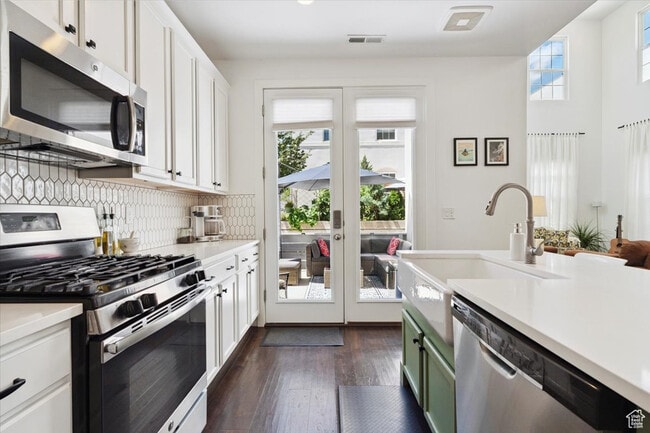 Photo - 10606 S Redknife Dr