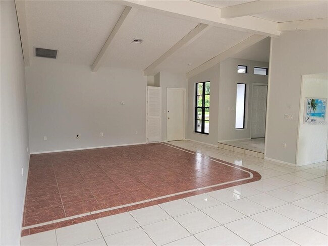 Photo - 26221 Constantine Rd