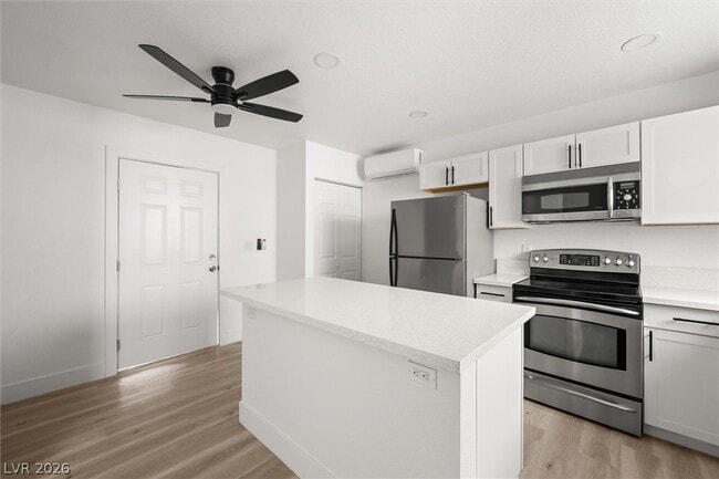 Photo - 623 N 10th St