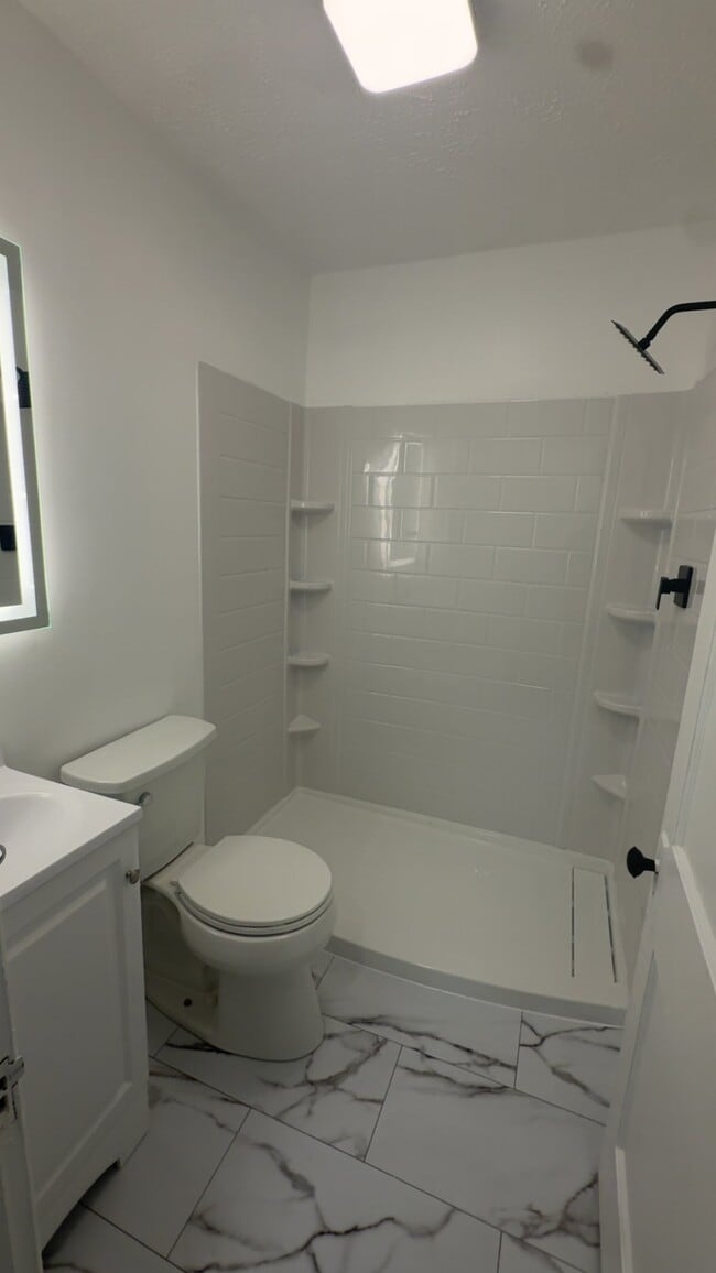 Photo - 2402 W Main St