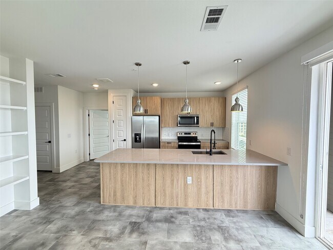 Photo - 2520 Washington Ave