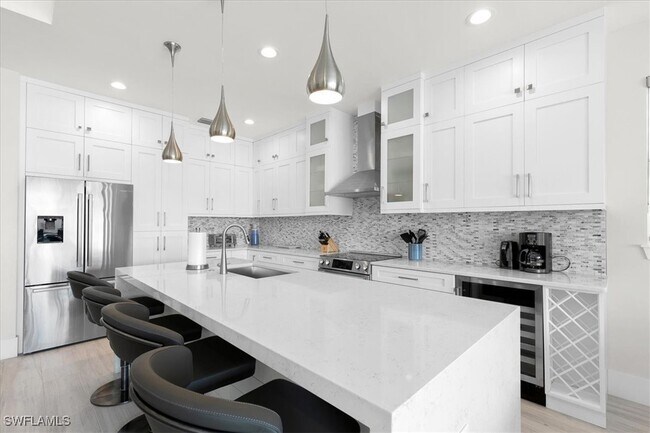Photo - 734 109th Ave N