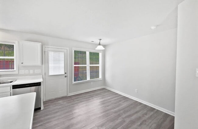 Photo - 5612 Tealbrook Dr