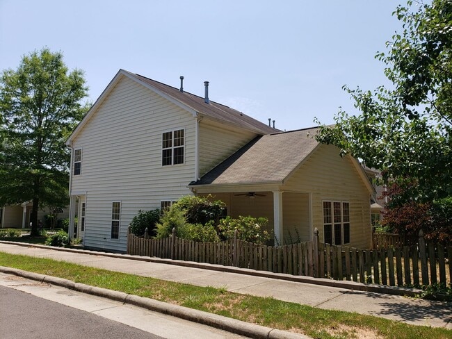 Building Photo - 8517 Cool Vista Ln