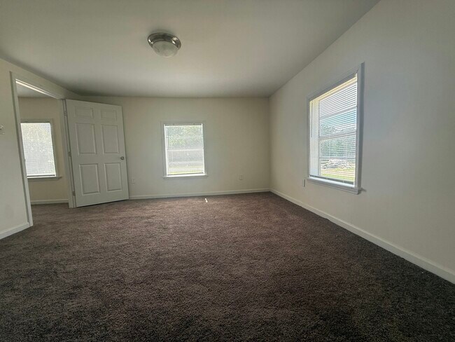 Photo - 3742 Berry Ln