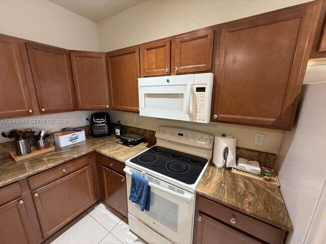 Photo - 9572 SW 169th Pl