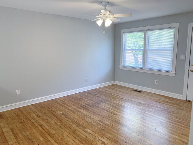 Photo - 201 S Elm St Unit A