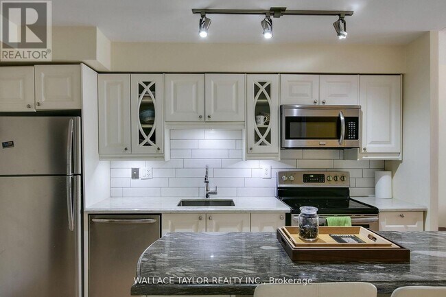 Photo - 20 Blue Jays Way Unit 509