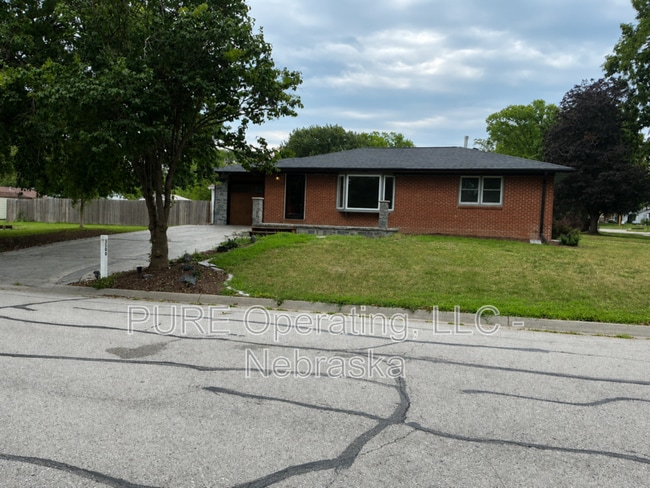Photo - 3500 N 60th St