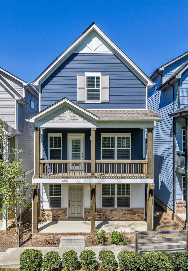 Photo - Modern Living in Bellevue