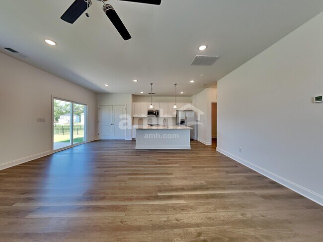 Photo - 6050 Rosemore Ln