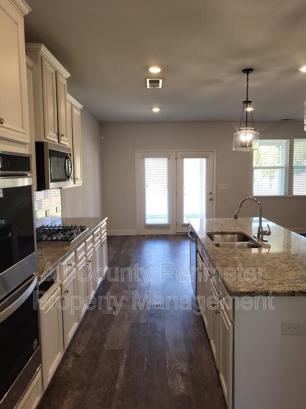 Photo - 3328 Fall Branch Ln