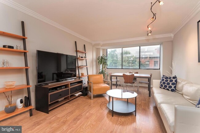 Photo - 1245 13th St NW Unidad 301