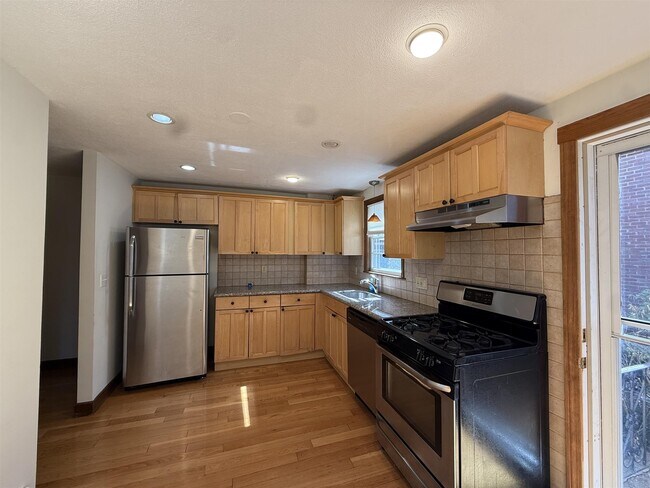 Photo - 22 Saville St