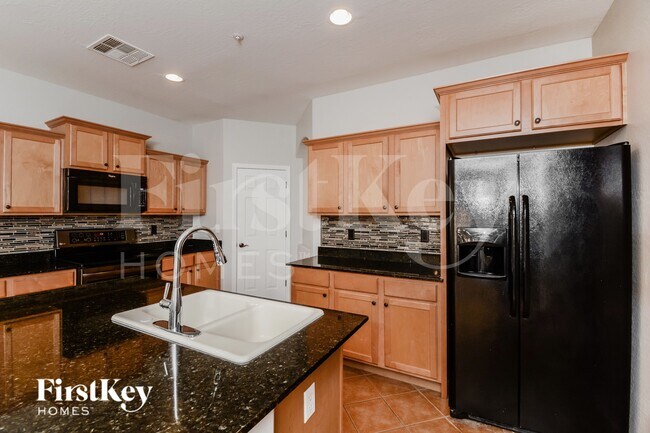 Photo - 18505 Verdin Rd