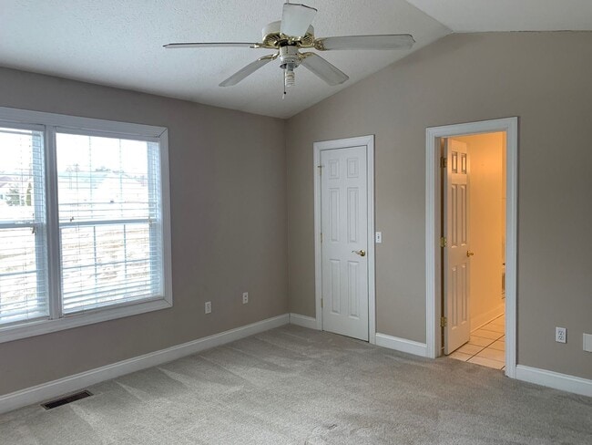 Photo - 190 Willow Oak Dr NW