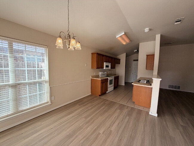 Photo - Spacious 3-Bed, 2-Bath Gem with 1,690 Sq Ft of Comfort!"