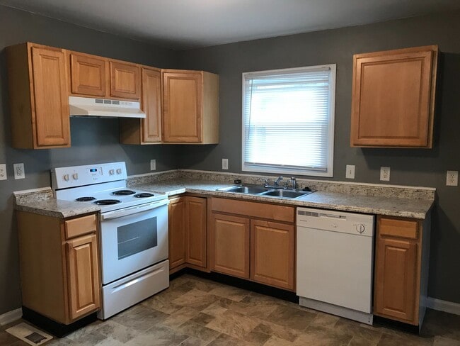 Photo - Eagledale - 3 BR home