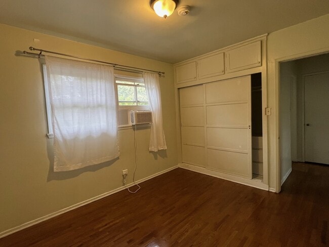 Photo - 883 N Hoover St Unit 883