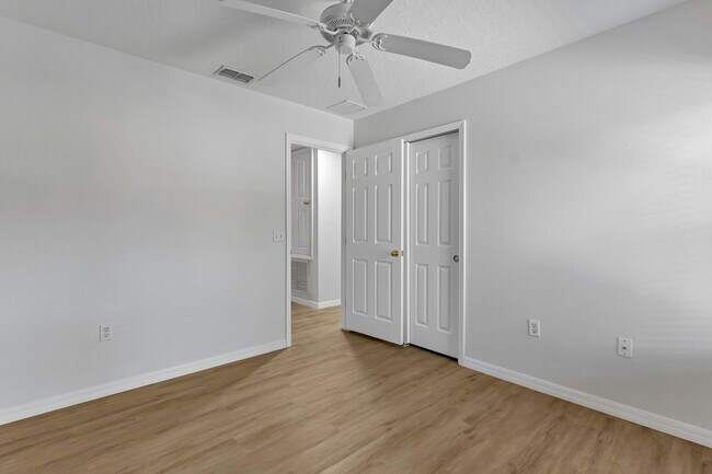 Photo - 5404 Paradise Cay Cir