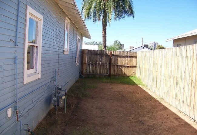 Photo - 3805 N 9th Pl