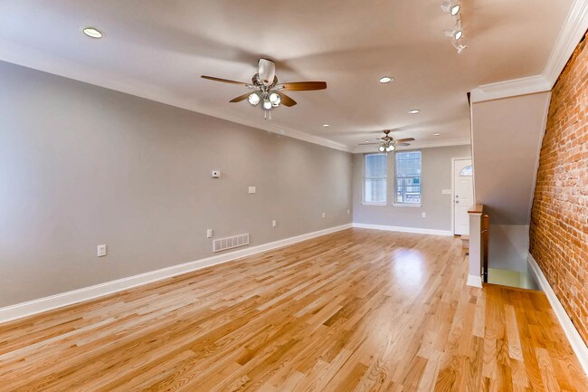 Family Room - 408 Bonsal St