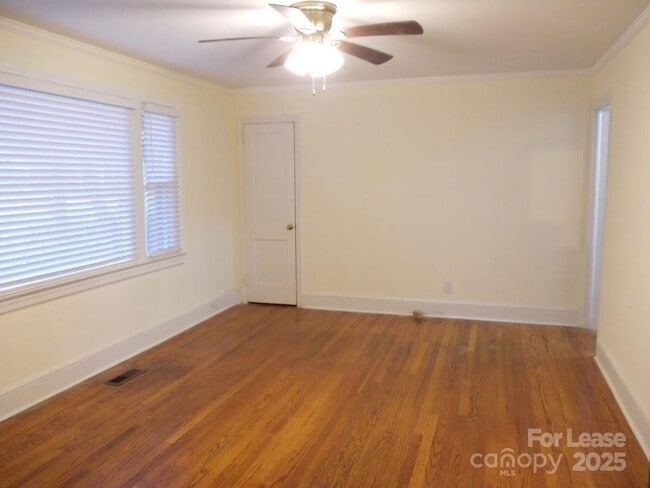 Photo - 2746 Dogwood Ave