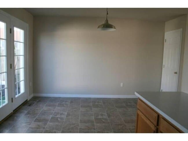 2417 Franklin Dr