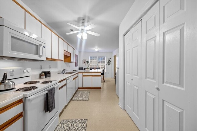 Photo - 2140 Oak Bend Dr