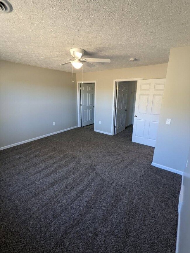 Villas at Franklin Apartments Townhomes for Rent Salem, OH