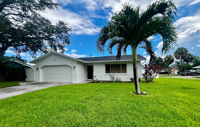 Photo - 1585 Pennsylvania Ave NE