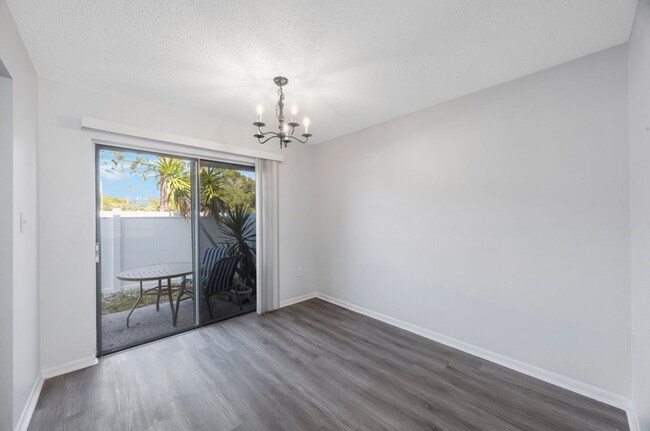 Photo - 200 Westwood Terrace N