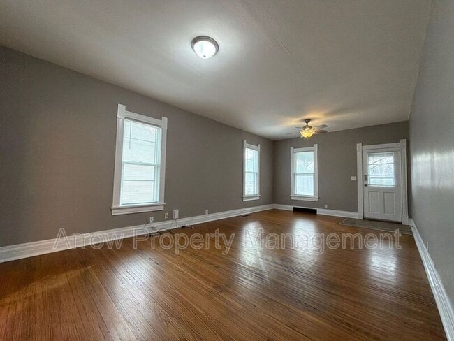 Photo - 1928 S 10th St